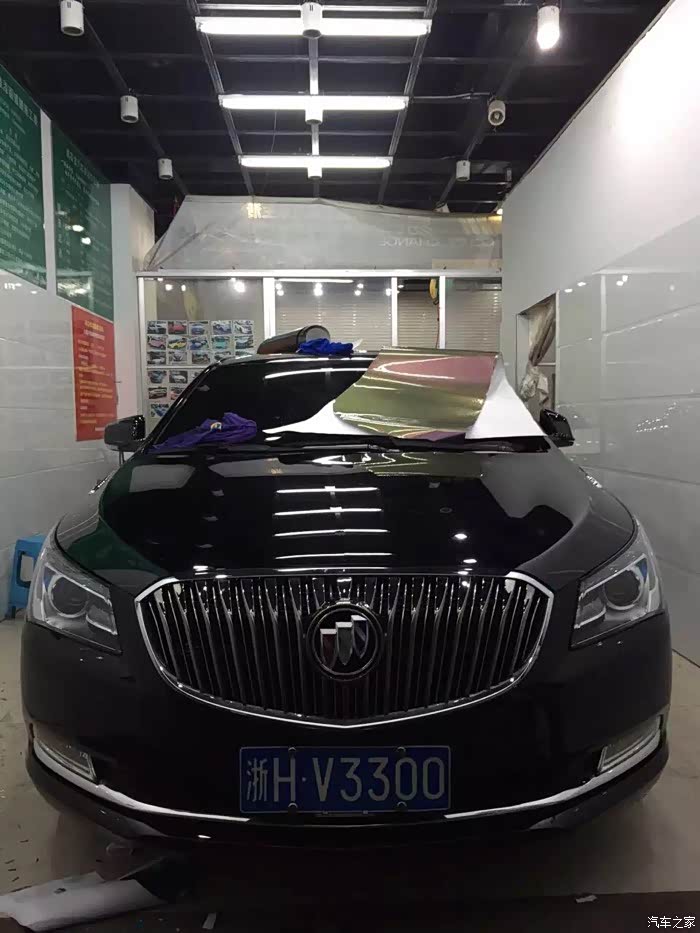 新君越贴膜改色(紫色渐变金色)