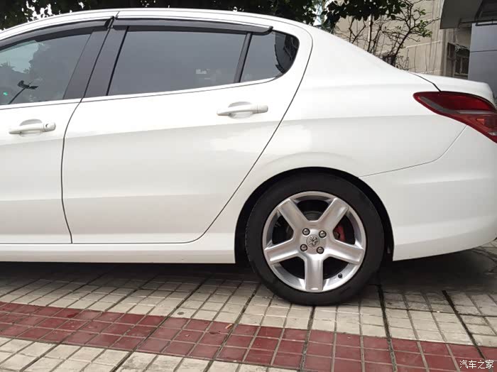 【图】巧遇307cc极品轮毂_标致308论坛_汽车之家论坛