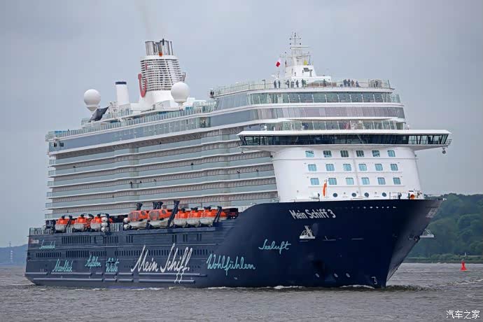 【澳门论坛】---德国迈希夫3号邮轮