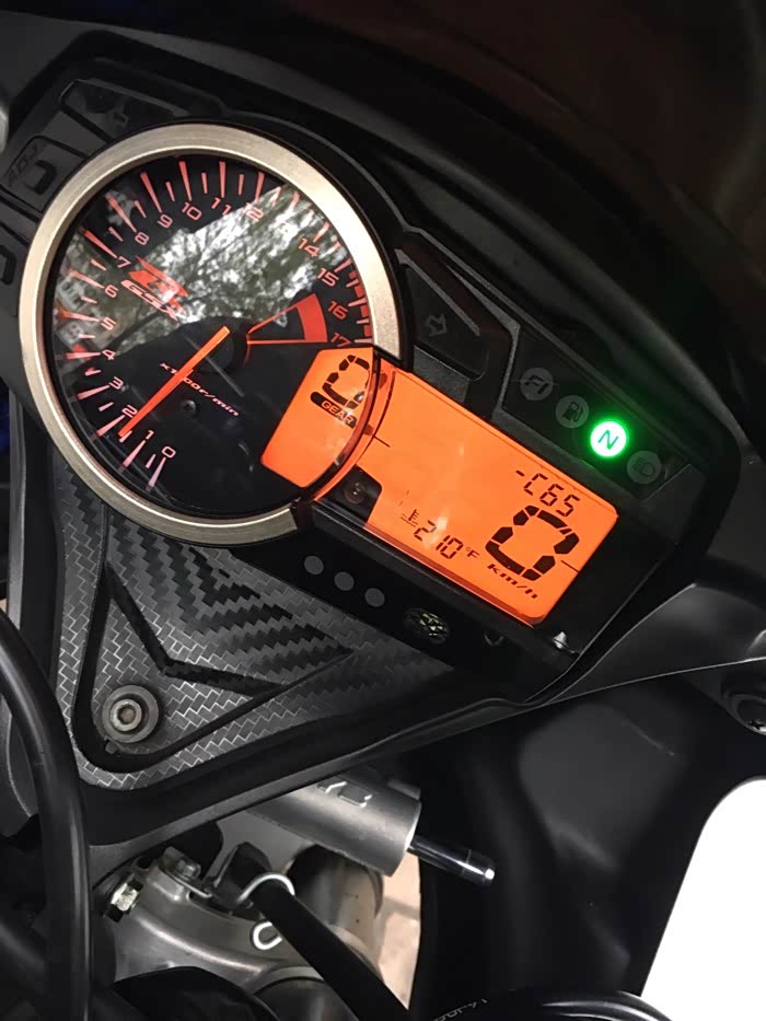 希望高手可以帮助解决问题gsxr600l4故障灯