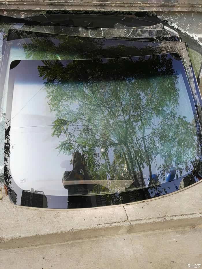 新赛欧换福耀镀膜前挡风玻璃