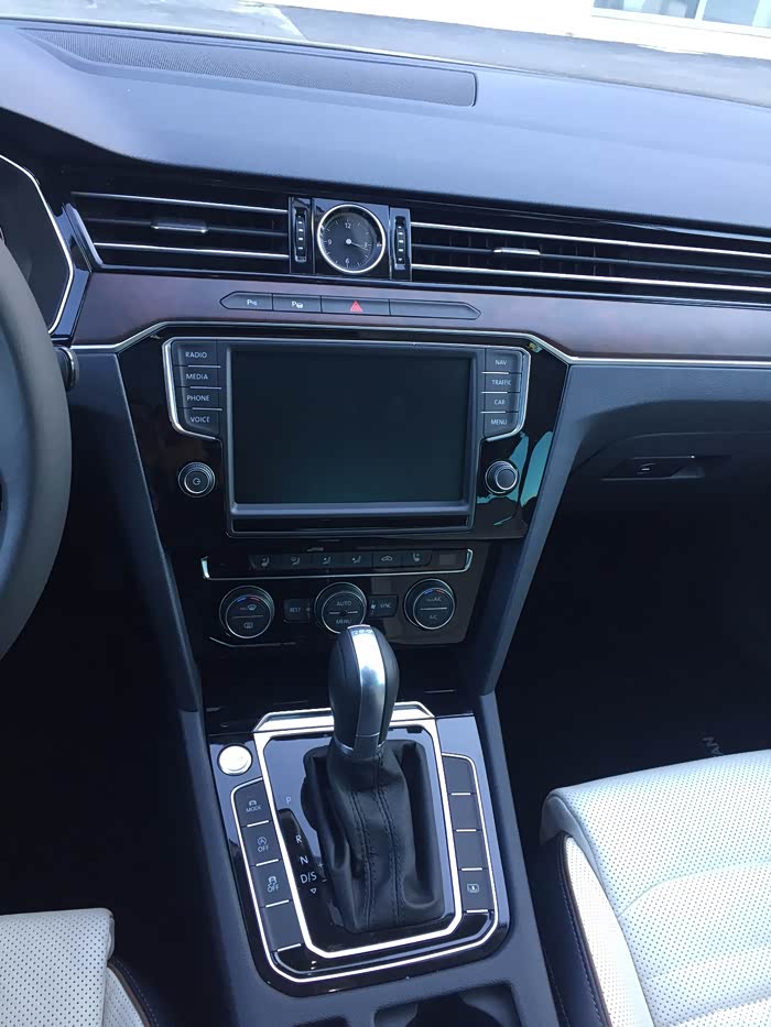 开上全新一代迈腾 开启我的幸福之旅