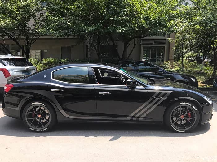 黑色ghibli又来了