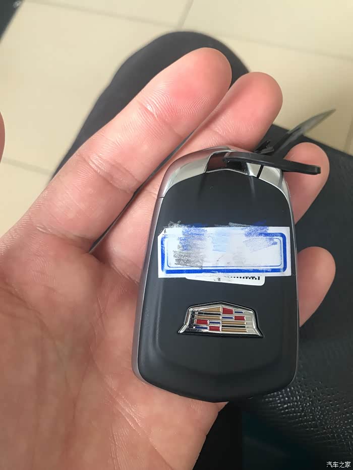 【图】18岁成人礼 16款atsl豪华版提车贴_凯迪拉克ats/ats-l论坛_汽车