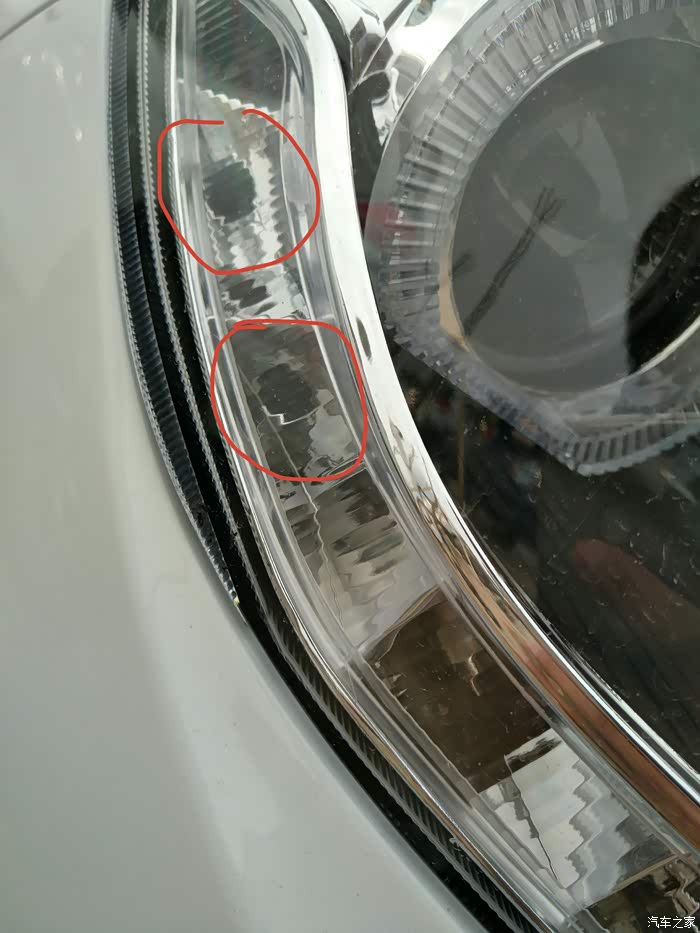 【图】车的大灯这两点洞是干嘛用的呀_圣达菲论坛_汽车之家论坛