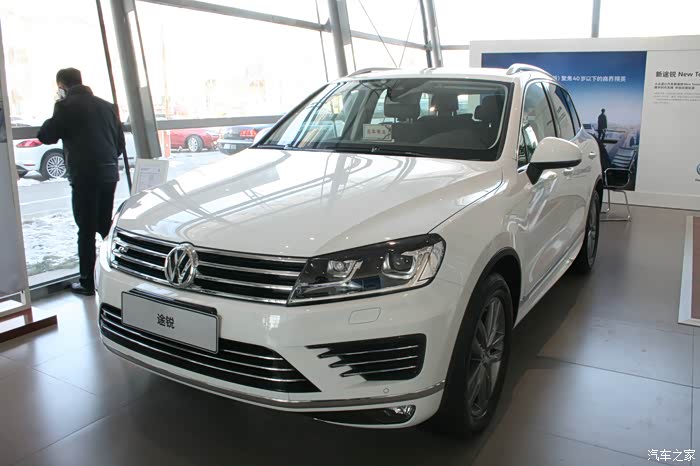 苦等大半年,跨越京津冀,终于提到2016款途锐!