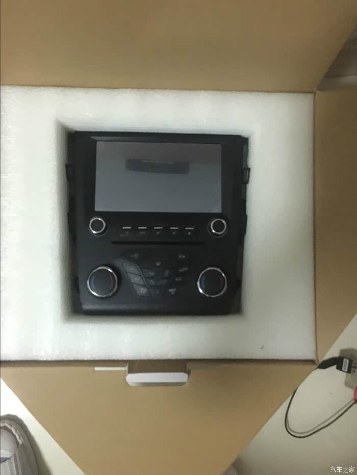 4s的导航 现在换新的导航.便宜甩了500块不叨登 无任何问题!