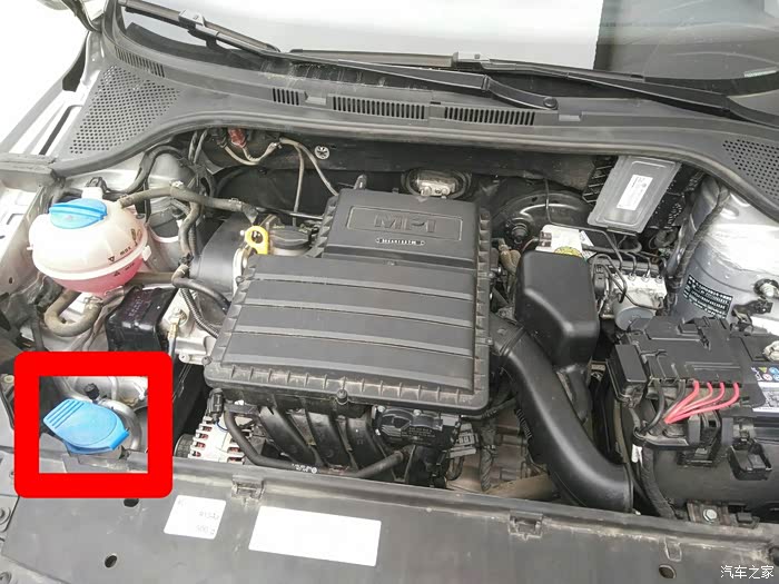 捷达玻璃 清洗…加水的箱子在哪…求图