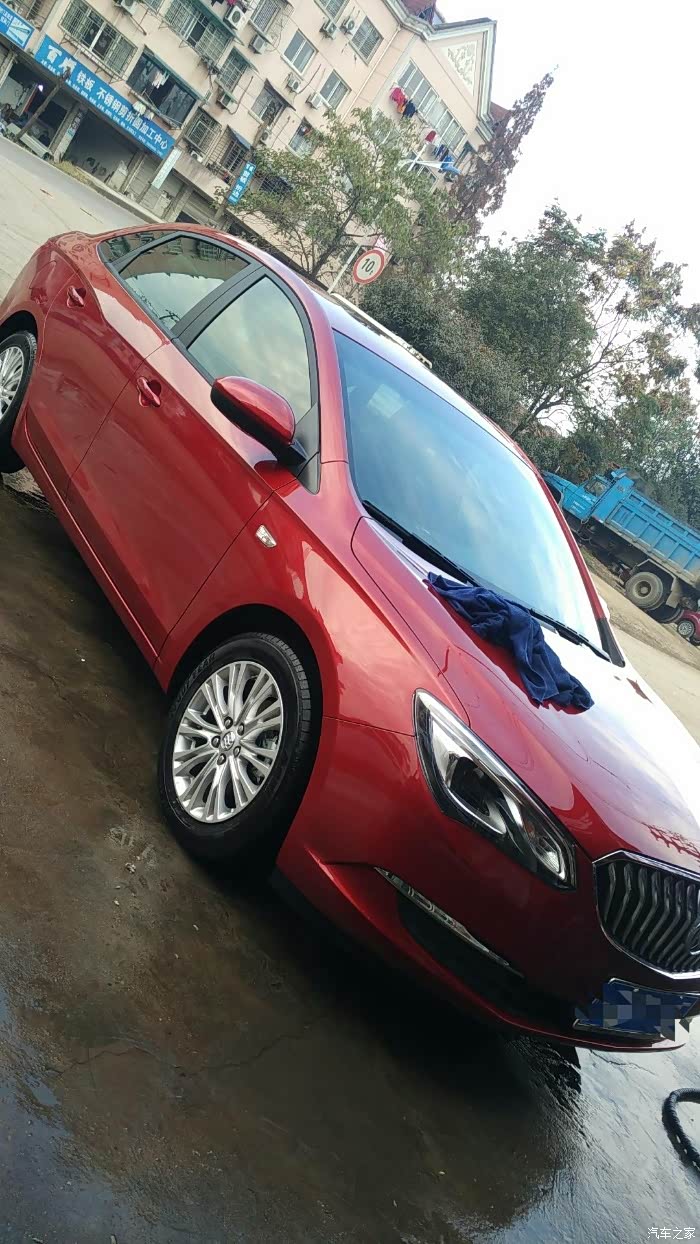 车友们,有买红色的英朗吗,发几张看看4楼发表于 2017-7-30 15:49:59