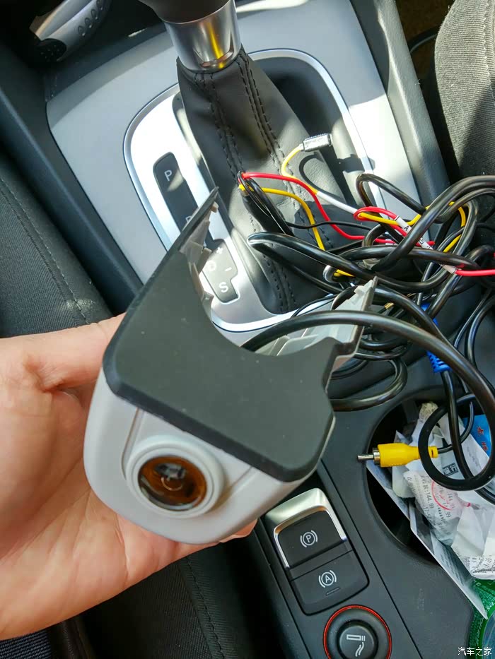 【图】自己动手篇《q3专用隐藏式行车记录仪》_奥迪q3论坛_汽车之家