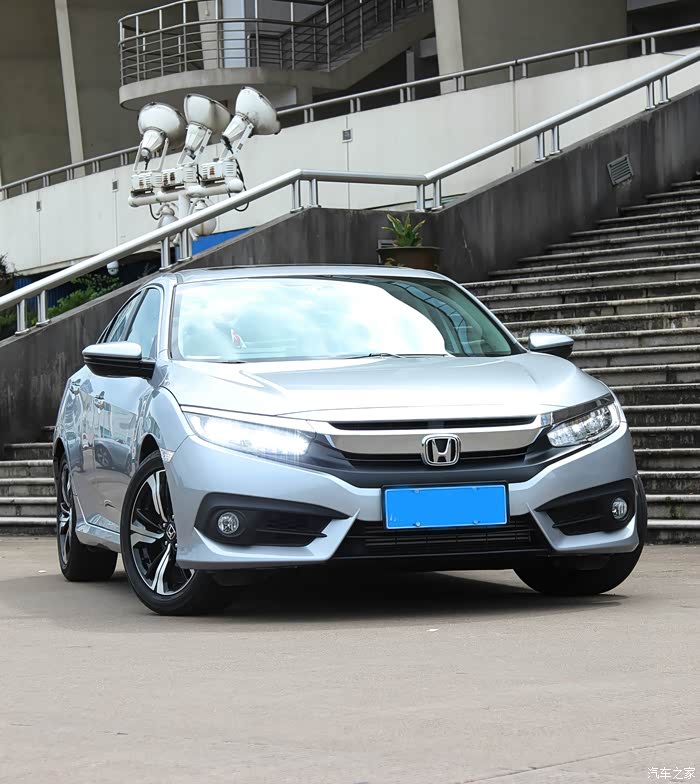 一见既钟情回眸更倾心十代思域圣辉银提车作业