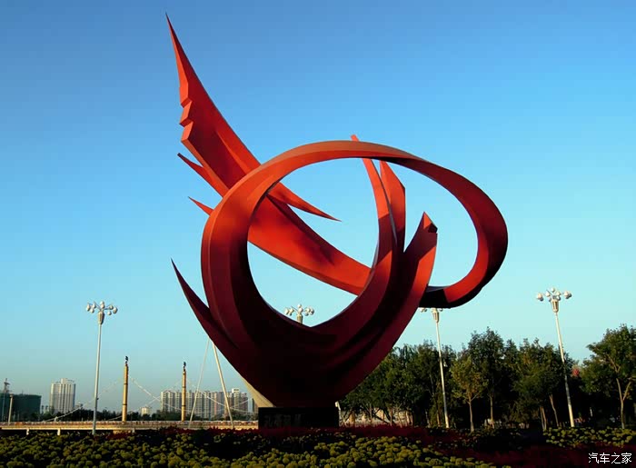 库尔勒的城市雕塑和标志性建筑】