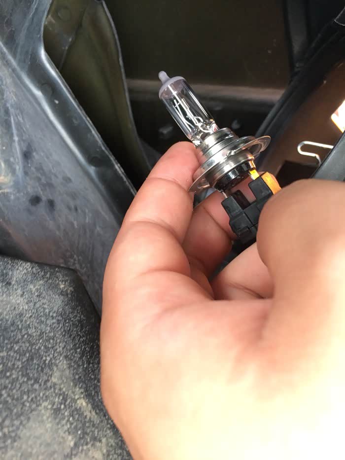 闲来无事2之换灯泡