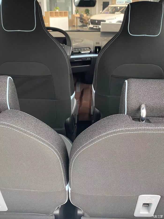 城市便利出行方式小白新宝骏e300