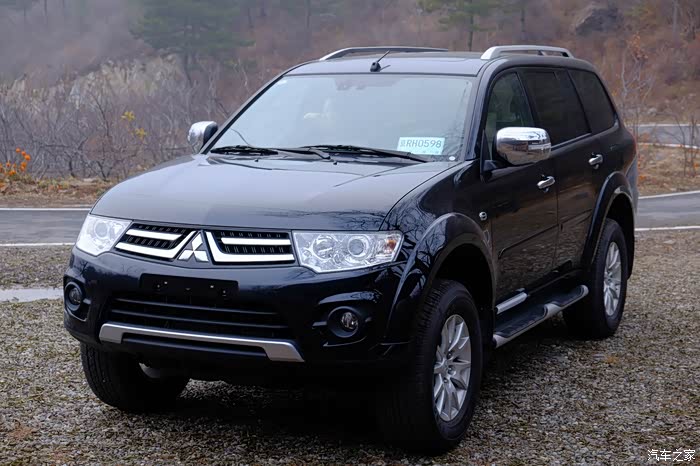 2015-11-12 劲畅黑旗舰终于提车了,终于圆了3年的越野车梦想!