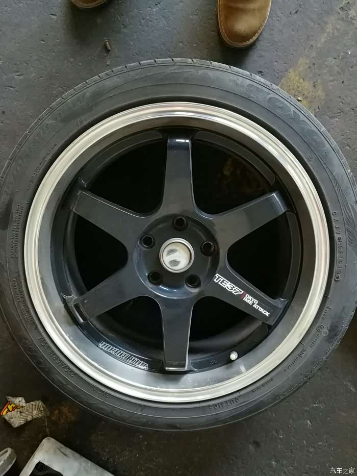 分享一款亮抛边的te37改装的车友可以考虑下这个配置