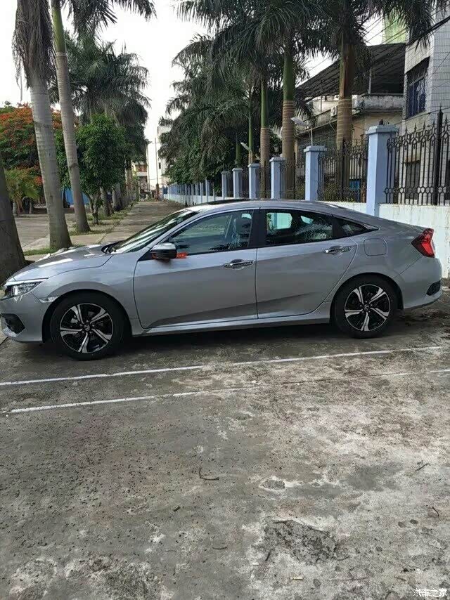 十代思域钛金银好看有没有车主发两张瞧瞧谢谢了