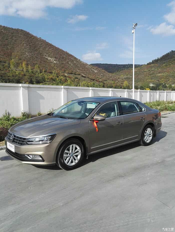 新帕萨特什么颜色好