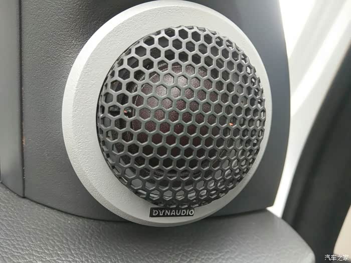 小欧提车一个月小改和加装音响