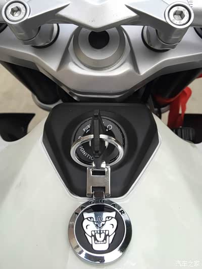 钥匙孔,钥匙扣是保养小虎时找4s要的