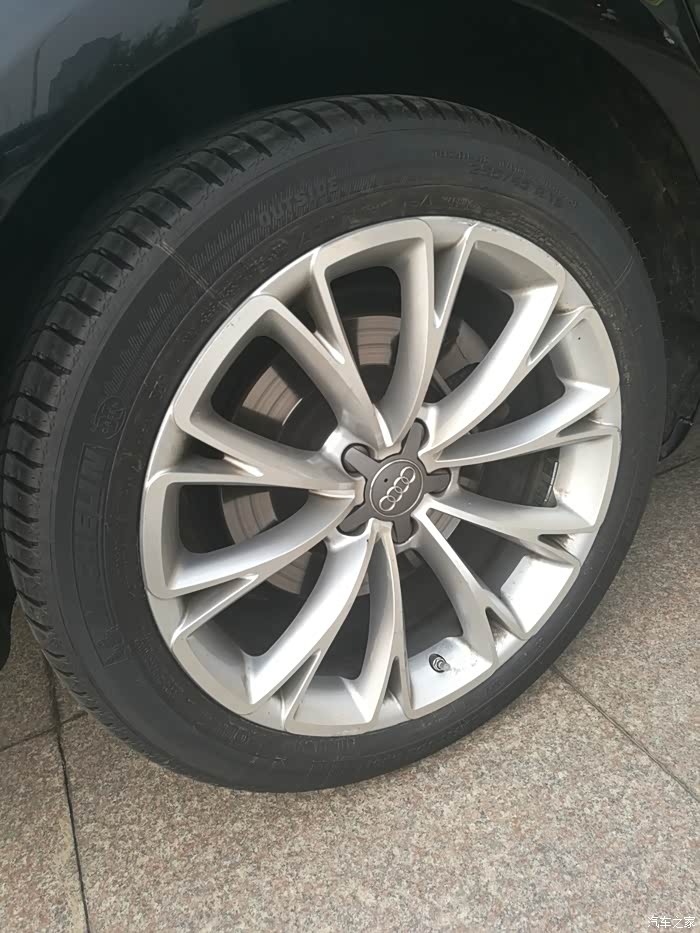 【图】高速爆胎,平安无事_奥迪a8论坛_汽车之家论坛