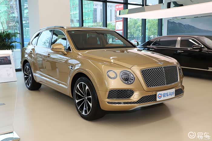 18款宾利添越40金色