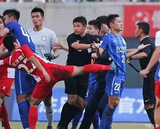 中国足球就是笑话
