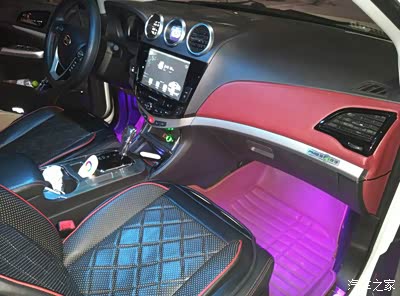 diy比亚迪s7改装:全彩内饰氛围灯,副驾真皮包裹,氙气大灯升级