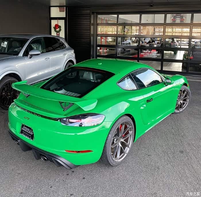 【图】巨蟒绿的gt4,喜欢吗?_保时捷718论坛_汽车之家论坛