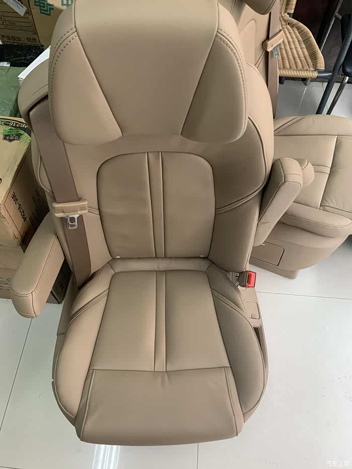 【图】出gl8陆尊 原拆后排真皮座椅_别克gl8论坛_汽车之家论坛