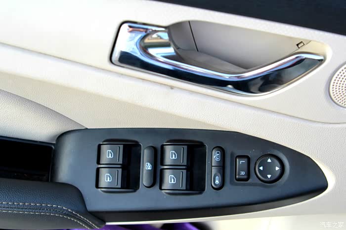 大步向前,携大白爱妻闪亮登场!