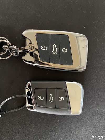 2020款330迈腾豪华提车