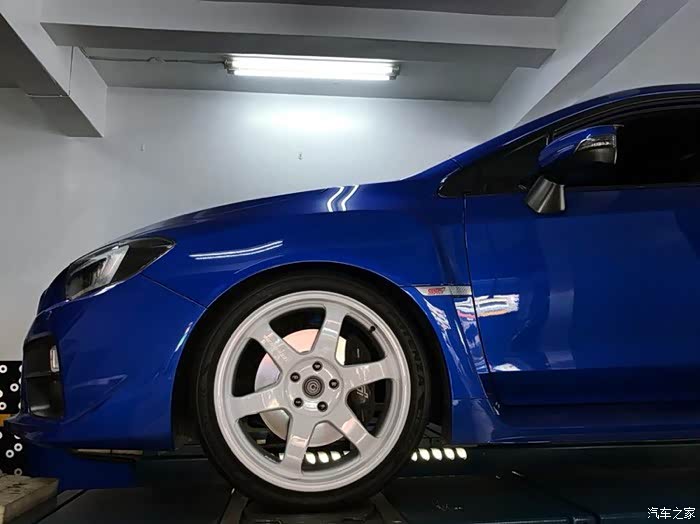 【图】来一发蓝色的斯巴鲁与白色轮毂_斯巴鲁xv论坛_汽车之家论坛