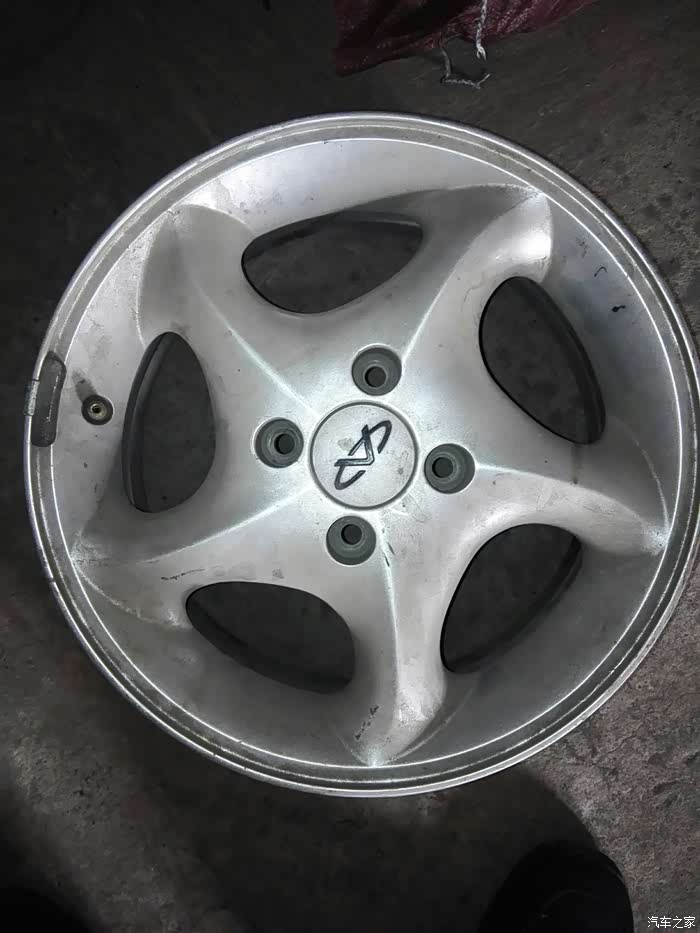 奇瑞风云轮毂,原厂,原车,全新.