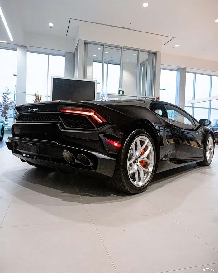 2017兰博基尼huracnlp5802