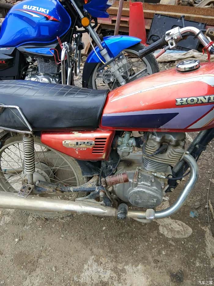 偶遇一台银猫问了车主不卖桑心