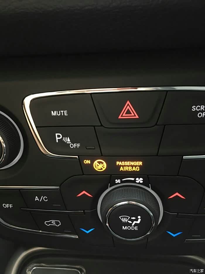 passengerairbagon灯会亮咋啦