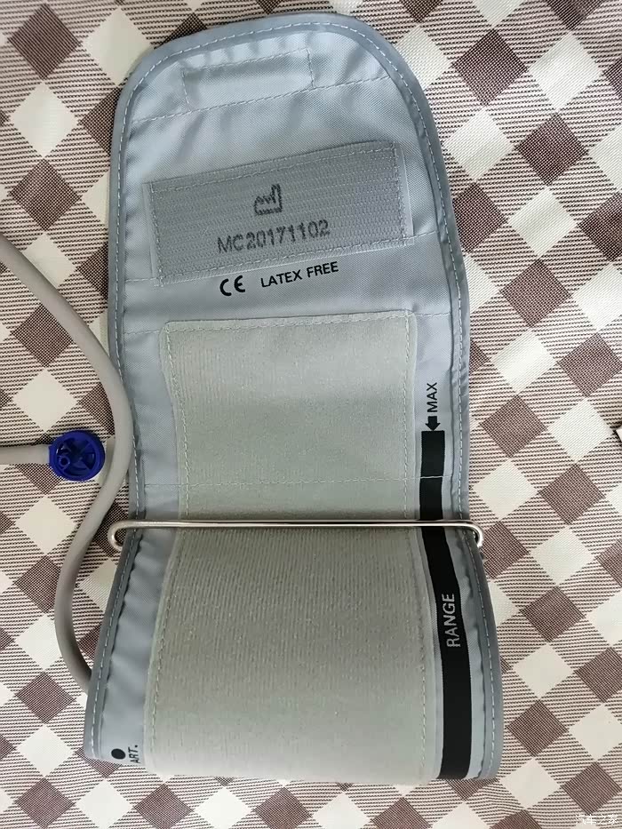 欧姆龙u12电子血压计评测