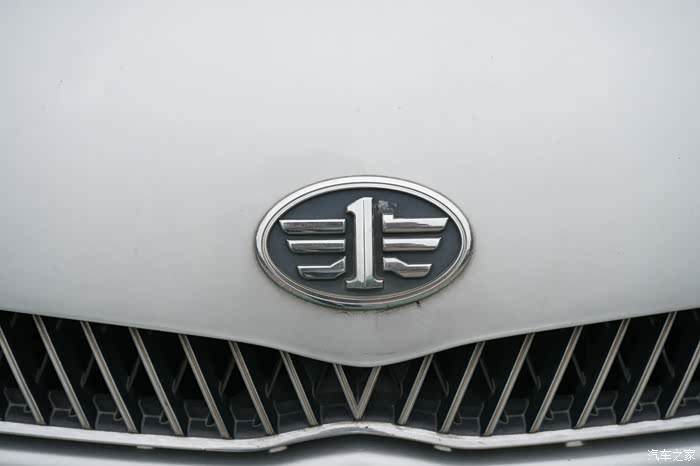 溪云初起日沉阁,山雨欲来看老车——天津一汽 雅酷