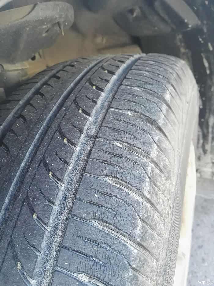 3年半的轮胎老化