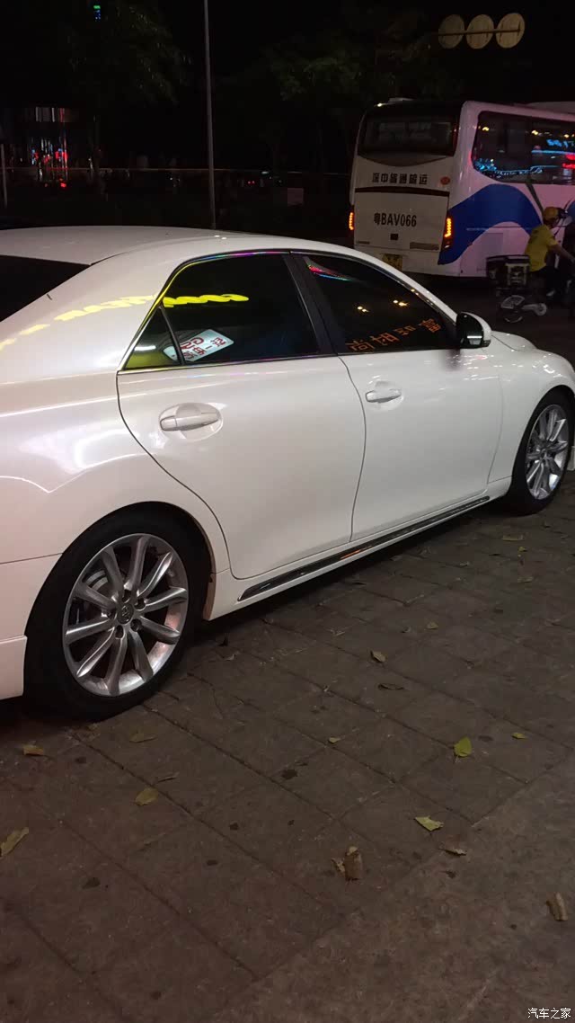 深圳原装锐志18寸银色轮毂