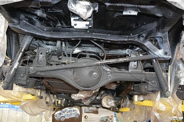 驭胜s350提车作业底盘装甲求精