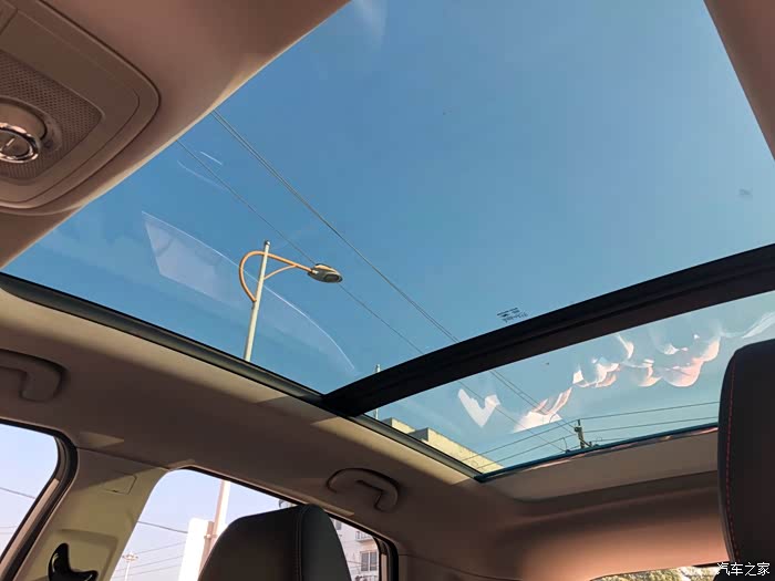 晒一下我的全景天窗.