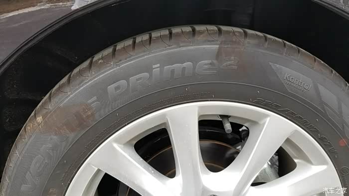轮胎侧面