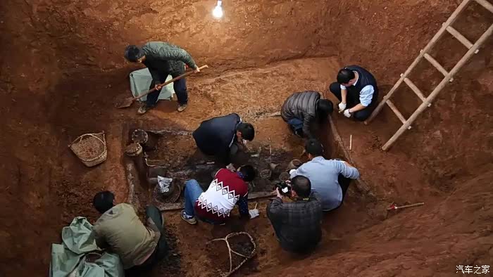 木咋中常有一条龙,难道这是传说中的蚩尤墓