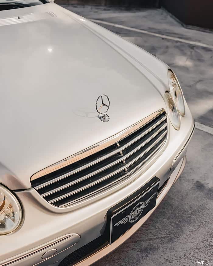 奔驰c55 amg,下一代c63都要变成四缸混动了