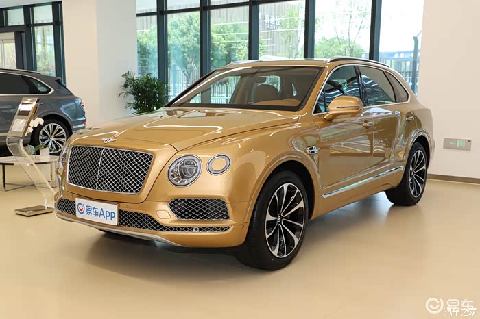 18款宾利添越40金色