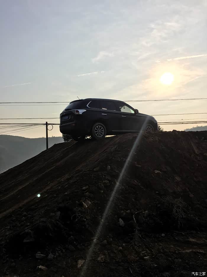 楼主说的坡具体怎么样也没说啊,而且看你怎么开的了