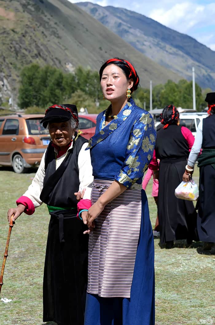 川西康木雅大法会藏族人物组照