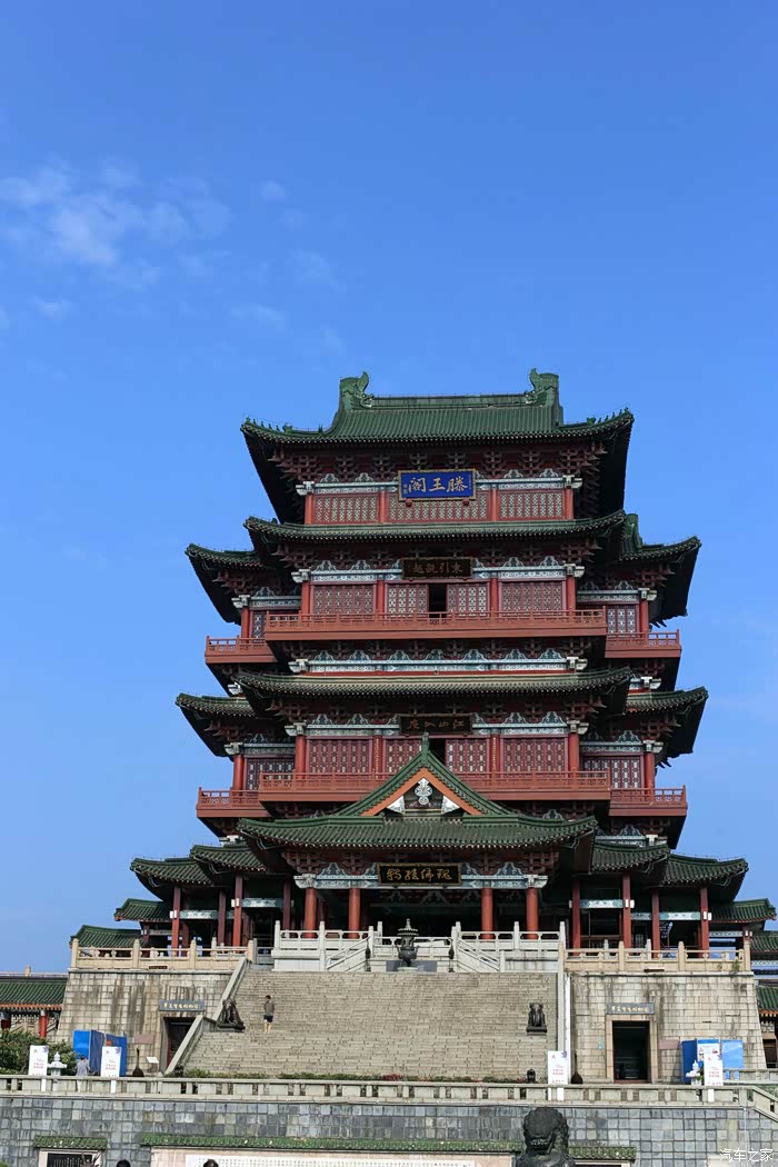 内容古建筑完美呈现在我们面前滕王阁由内到外成为世界文化必看之楼阁